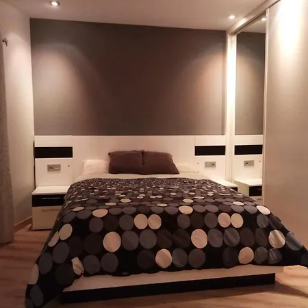 Apartamento La Curuxa Lejlighed *